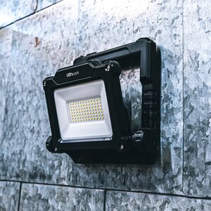 Shada LED-Valonheitin 20W Toimii Makita, Milwaukee, Bosch akuilla IP20
